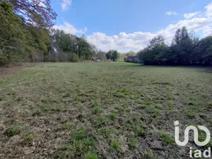 Land at Saint-Avit-de-Tardes (23200)