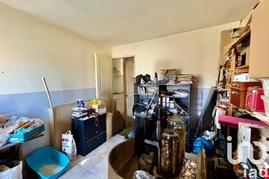 Appartement à Saint-Laurent-de-Chamousset (69930)
