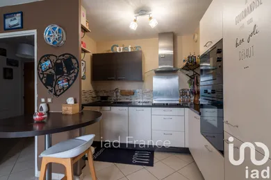 Apartment at Mantes-la-Ville (78711)