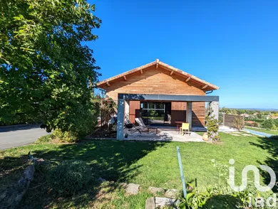 Maison traditionnelle à Saint-Jean-de-Muzols (07300)