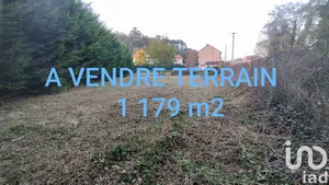 Building plot at Maisse (91720)