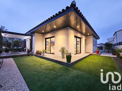 House at Pia (66380)