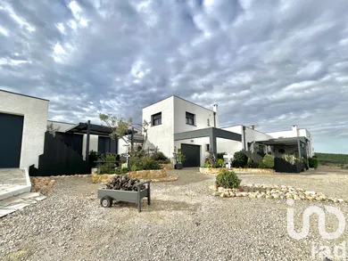 Maison d'architecte à Treilles (11510)