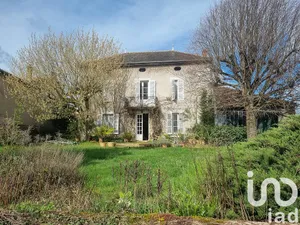 Maison à Saint-Amour-Bellevue (71570)