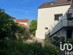 Traditional house at Vaudherland (95500)