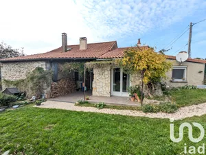Maison de campagne à Lemps (07610)