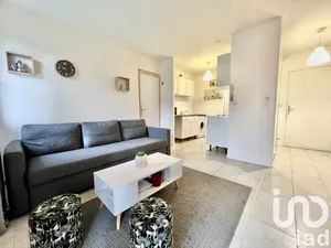 Apartment at Ozoir-la-Ferrière (77330)