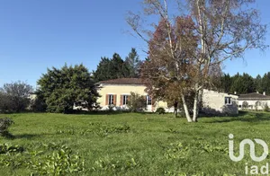 Maison traditionnelle à Saint-Vallier (16480)