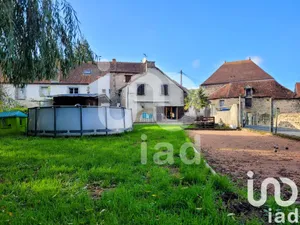 Maison à Lamaids (03380)