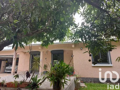 Traditional house at Saint-Pierre (97432)