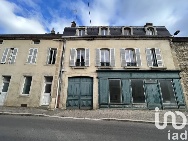 Immeuble 3 pièces 233 m² · à Bligny-sur-Ouche · 233 m² · 295 000 €