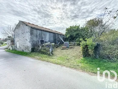Barn in Jauldes (16560)