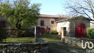 House at Soual (81580)