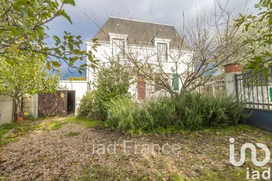 House at Bueil (27730)