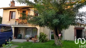 House at Orange (84100)