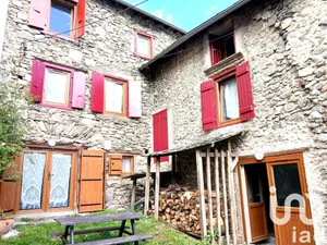 Village house at Mijanès (09460)