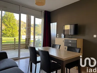 Appartement à ENTRAYGUES-SUR-TRUYERES (12140)