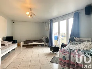 Apartment in Bobigny (93000)
