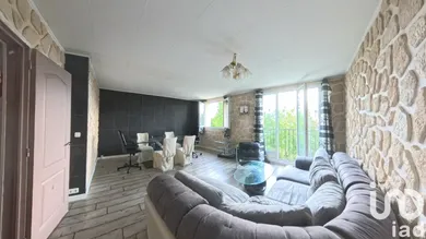 Apartment at Bry-sur-Marne (94360)