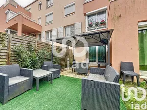 Apartment at Nandy (77176)