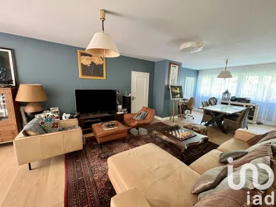 Apartment at Vaux-le-Pénil (77000)