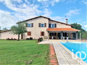 House at Castelsarrasin (82100)