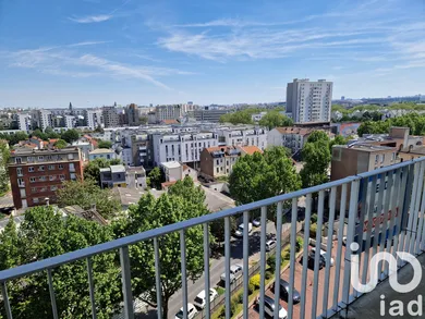 Apartment in L'Île-Saint-Denis (93450)