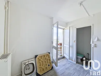 Apartment in L'Île-Saint-Denis (93450)