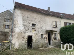 Village house at Bouresches (02400)