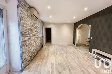 Apartment in Villejuif (94800)