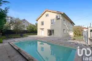 Townhouse at Lyon (69008)