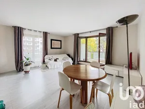 Apartment at La Garenne-Colombes (92250)
