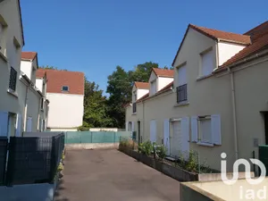 Apartment at Dammartin-en-Goële (77230)