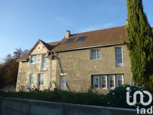Traditional house at Thuré (86540)