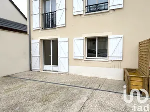 Apartment at Montfort-l'Amaury (78490)