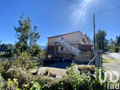 Building at LE TAMPON (97418)