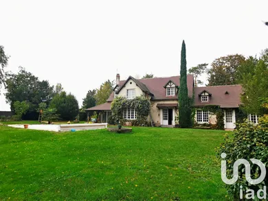 Mansion at Montgivray (36400)