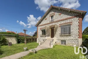 Maison à Varennes-sur-Seine (77130)
