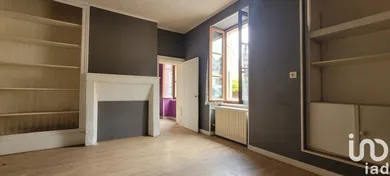 Maison de village à Meillant (18200)