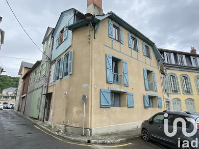 Building at Bagnères-de-Bigorre (65200)