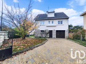 House at Domont (95330)