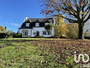 House at Pluméliau (56930)