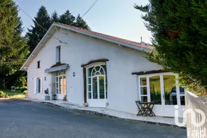 Traditional house at Saint-Lon-les-Mines (40300)