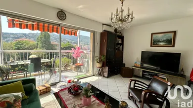 Apartment in Mandelieu-la-Napoule (06210)