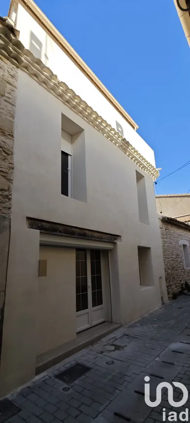 House at Milhaud (30540)