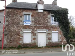 Village house at Saint-Rémy-du-Plain (35560)
