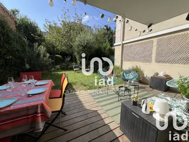 Apartment at Puteaux (92800)