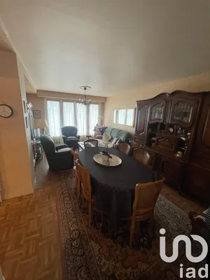 Appartement à LA ROCHE SUR YON (85000)