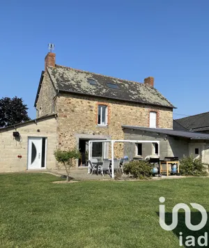 Village house at Dingé (35440)
