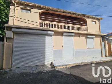 Maison de ville à Le Moule (97160)